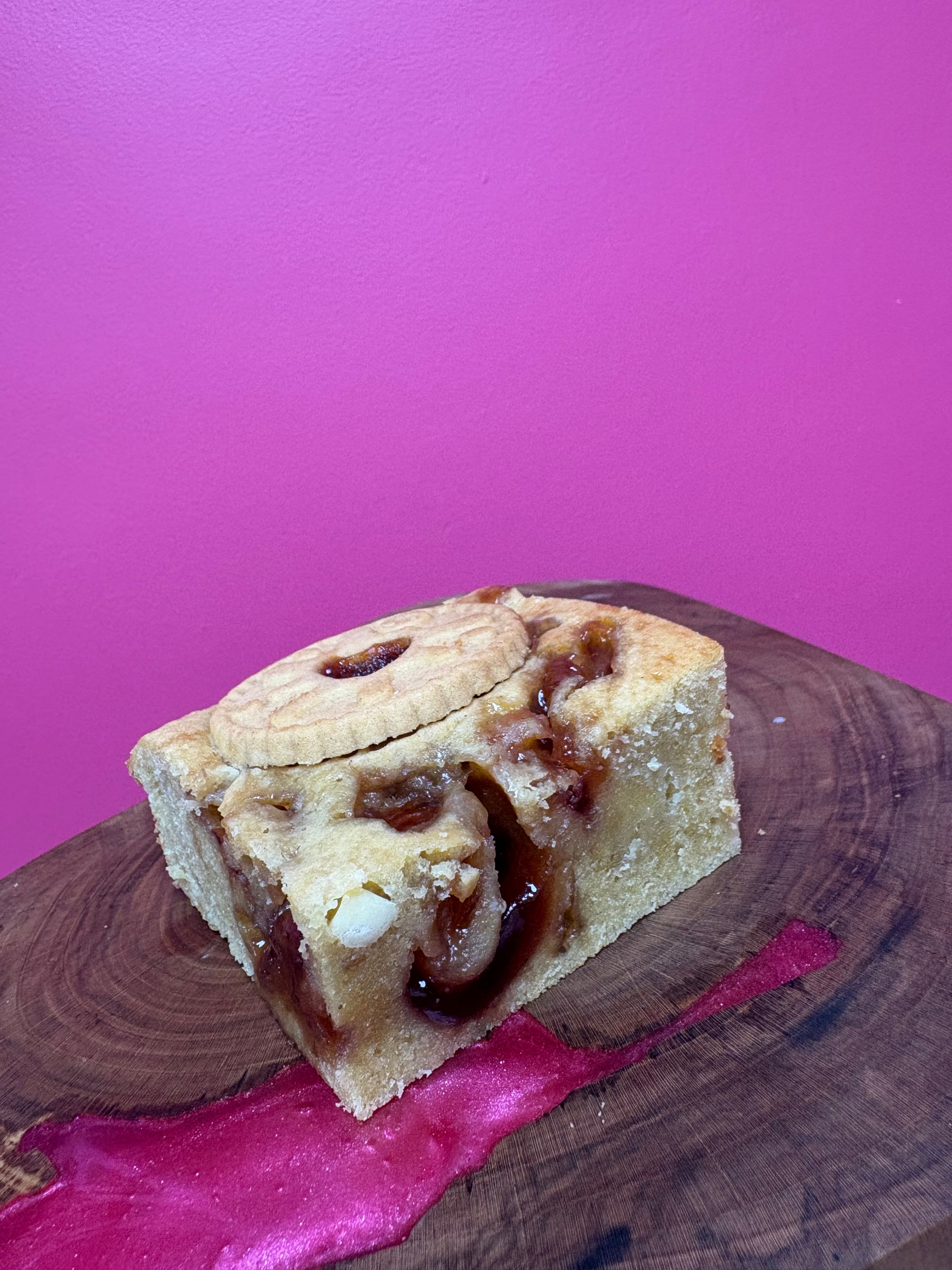 Jammy dodger blondie